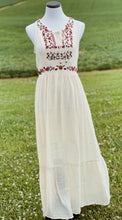 Load image into Gallery viewer, Eleanor Maxi Dress